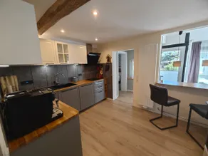 Apartment Rose - Image 3