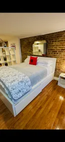 Stylish Private Stay in Bloomingdale - Image 2