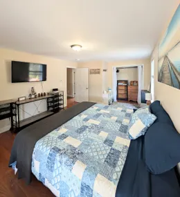 Cozy Coastal Retreat Near UNE + Beaches - Image 3