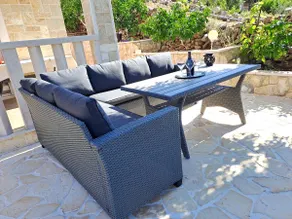 VILLA ROZA IS 30METERS DISTANCE FROM THE SEA - Image 2