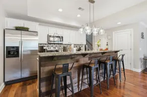 Luxe Condo in Old Town Bluffton + Elevator + Walkable to everything! - Image 2