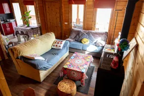Wooden house in Zarzuela - Image 2