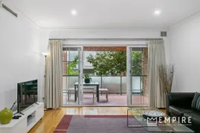 James Henty Apartments - Image 5