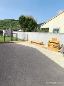 Private Suite with Pool & ViaRhôna 2 Min Away - Image 3
