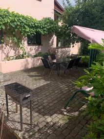 Beautiful garden, cozy house - Image 2