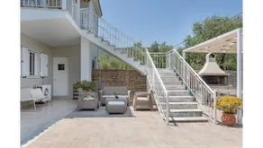 Ruvelis private pool villa - Image 3