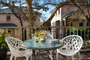 Villa Sorelle, uppvärmd inomhuspool, bubbelbad och gasspis - Image 5