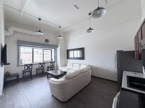 #1 Executive Stay Condo, close to HSC and UofW - Image 4