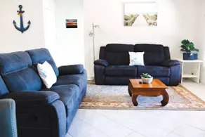 21 Melaleuca Drive - Waterfront - Pet Friendly - Stone Real Estate Yamba - Image 4