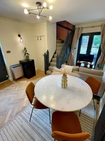 Self Contained Two Bed Annexe with Private Access - Image 4