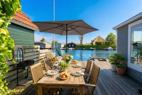 Lakeside Cottage with Boat near Amsterdam - Image 4