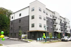 Luxury Downtown Oasis | Fully Disinfected - Image 2