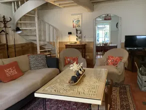 Cozy family home - Image 3