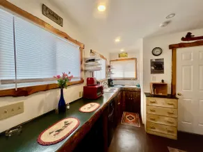 Alpenhut • Romantic Cabin + Private Hot Tub - Image 4