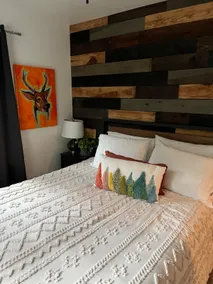 Hillside Bungalow - Walking distance to downtown - Image 2
