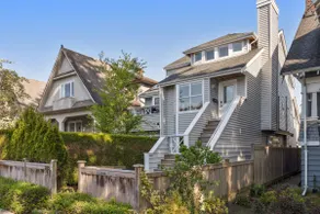1,600 sqft Vintage style Beach House in Kitsilano - Image 2