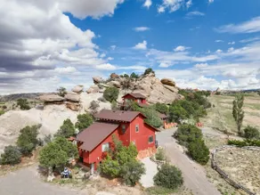 Canyon Wren Haven: A Romantic Retreat for Couples - Image 2