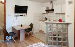 Gorgeous Apartment In Bakar With Wifi - Image 3
