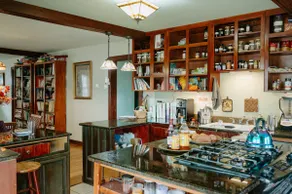 Eclectic Midtown home by Whole Foods near I-10 - Image 3