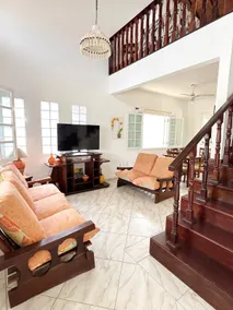 Enjoy and relax in an exclusive beach house - Image 4