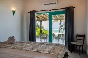 Top-rated 3-BR Beach Front Villa with Chef & Staff - Image 4