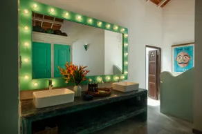 Top-rated 3-BR Beach Front Villa with Chef & Staff - Image 5