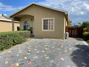 Solar Equipped King Bed Portmore Gated Comm - Image 3
