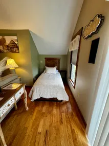 The Loft- 3 Min from WEC...Beautiful Country Setting - Image 5