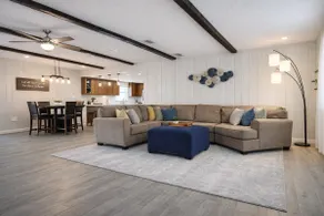 Spacious Home, Secluded Saltwater Pool, Central Location. - Image 2