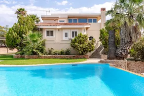 Villa ”Riviera Hills”, Pool fun, 2min from Sea - Image 2
