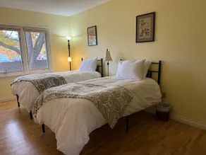 Lg Pet Friendly 4BR Home Sleeps 8 Lewis & Clark - Image 4