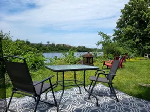 Moira River Waterview suite & gazebo on the water - Image 5