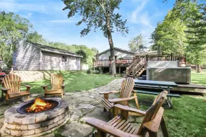 Tuck's Treasure: Walk to Lake Michigan, Private Hot Tub, Fire Pit, Deck, Grill - Image 2
