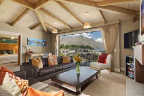 Chambers City Center Penthouse - Image 4