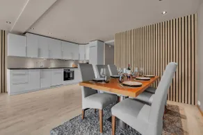 110m2 LUXURIOUS APARTMENT DOWNTOWN PLAZA - Image 2