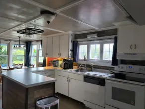 Thousand Island Clayton Home Pet Friendly & Quiet - Image 3