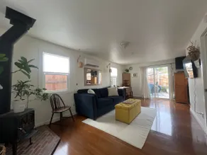 Cozy Urban Cottage ~*~ - Image 2