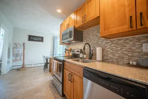 The Family House - 3 Bedroom Condo with Parking - Image 4