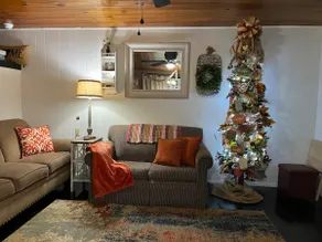 The Cottage at Acorn - Image 3