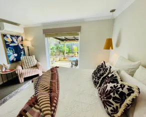 ⭐️unWINEd Retreat | Private | Central | Stylish ⭐️ - Image 2
