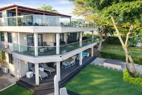 Sea front penthouse apartment - Image 2