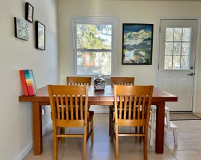 Walkable Princeton 3 bedroom/2 bathroom house - Image 2