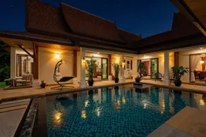 Champagne Villa Luxurious Tropical Pool Villa - Image 2