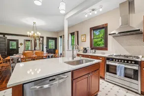 Historic charm in downtown Tryon; 18 Minutes from Tryon Intl Equestrian Center - Image 4