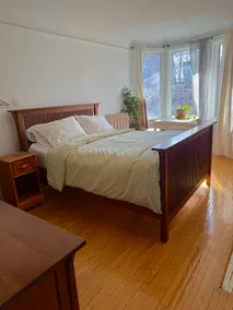 The Annex - Bright and Cozy Second Floor Apartment - Image 2