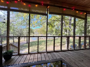 Cozy Lakeside Cabin at Lake Wateree with Dock - Image 4