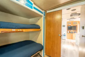Poop Deck - 3 minutes from the beach and right on - Image 2