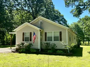 Wildflower Cottage : Country Home Near Town - Image 3