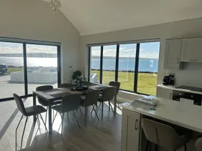 Beside the sea with spectacular ocean views! Minutes from Cliffs of Moher - Image 4