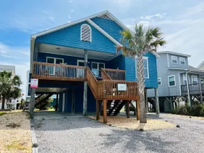 Tradewinds 4 Bedroom Home by RedAwning - Image 3